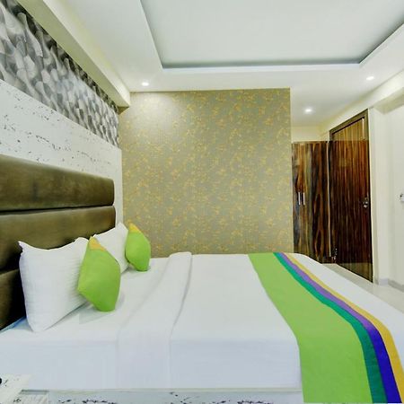 Treebo Trend Smart Signature Nueva Delhi Exterior foto