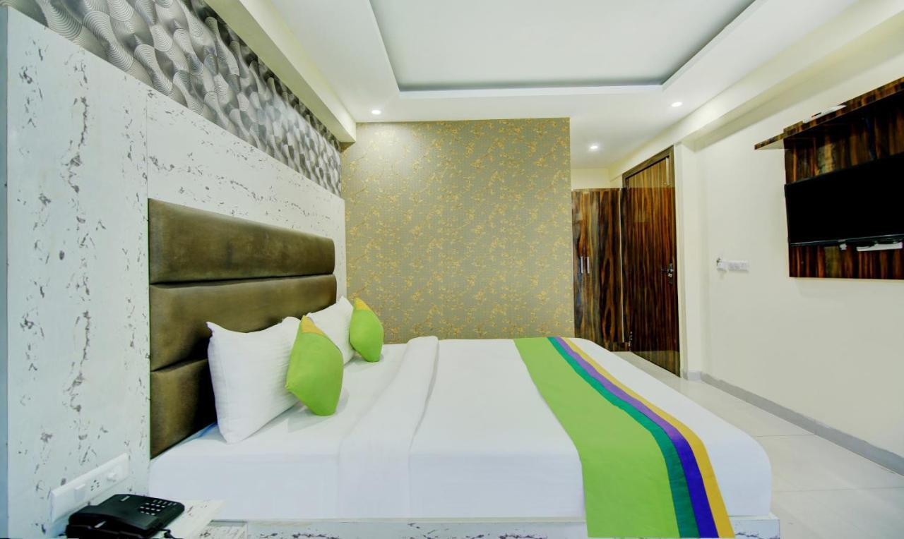 Treebo Trend Smart Signature Nueva Delhi Exterior foto