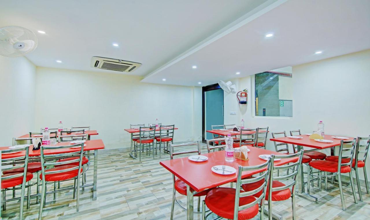 Treebo Trend Smart Signature Nueva Delhi Exterior foto