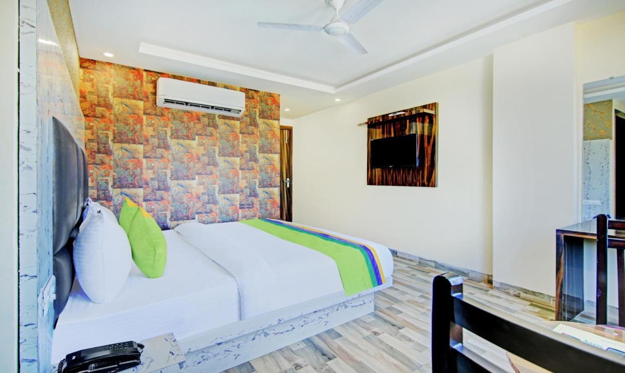 Treebo Trend Smart Signature Nueva Delhi Exterior foto