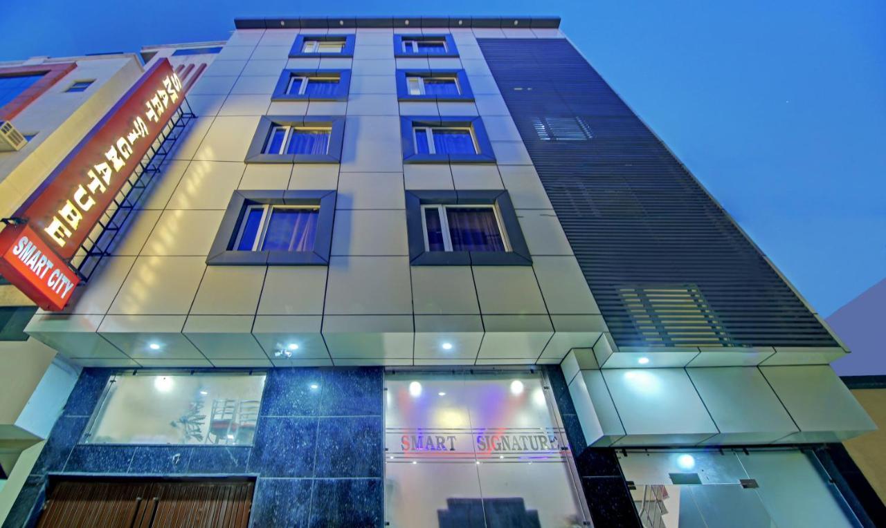 Treebo Trend Smart Signature Nueva Delhi Exterior foto